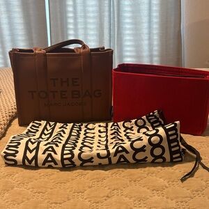 Marc Jacobs Brown Leather Tote Bag with Red Organizer